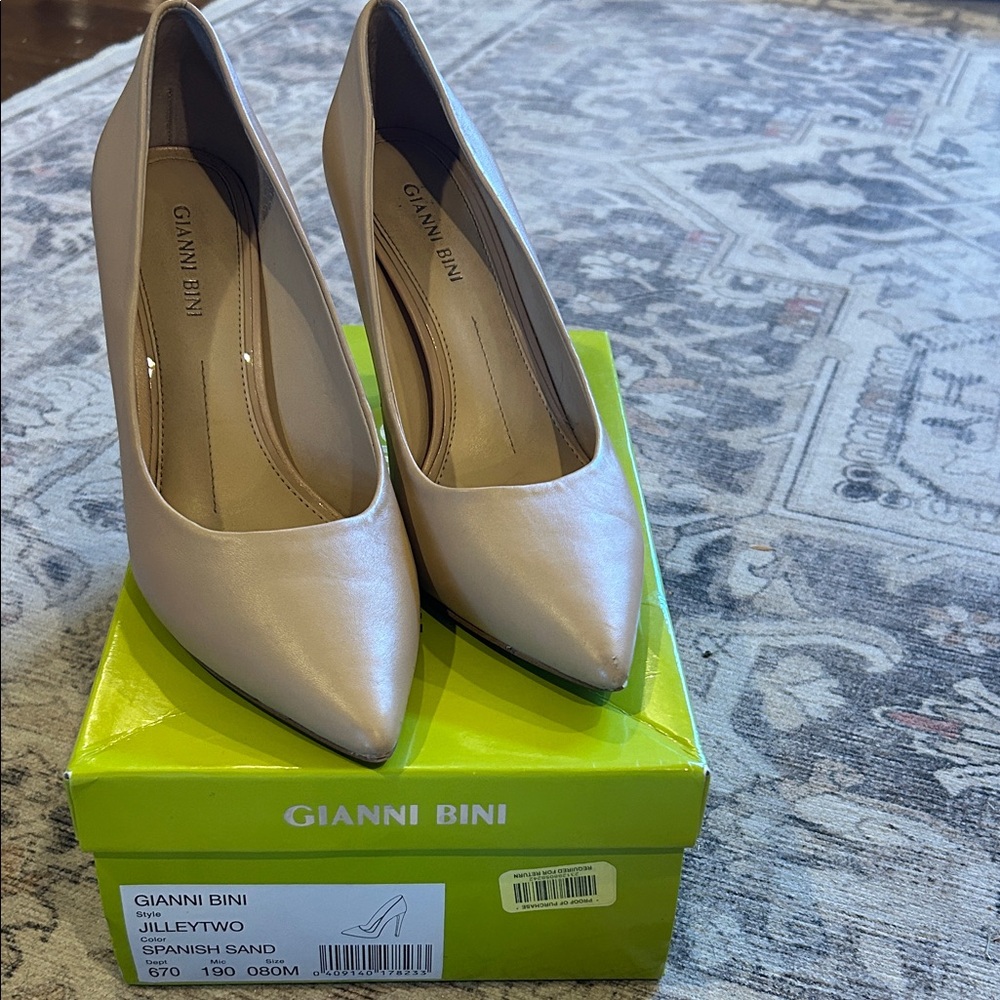 Gianni Bini Spanish Sand Heels